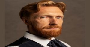 The wavy and curly hairstyle with side part shows height, elegance and prominence